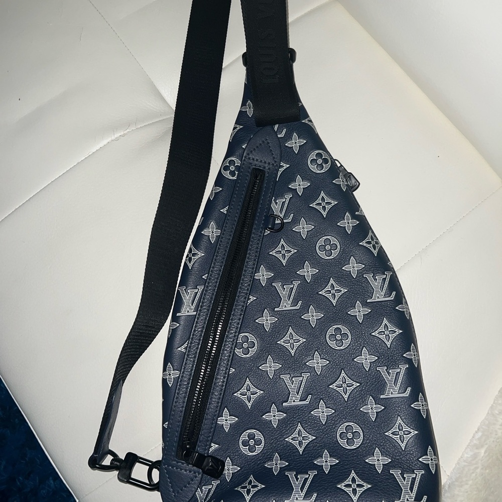 Louis Vuitton Slate Blue Monogram Sling Belt Bag with coin pouch - Picture 4 of 14